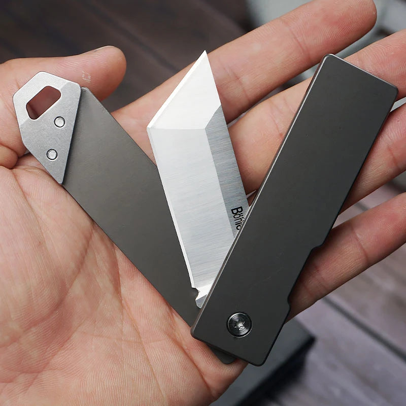 Magnetic Folding Knife