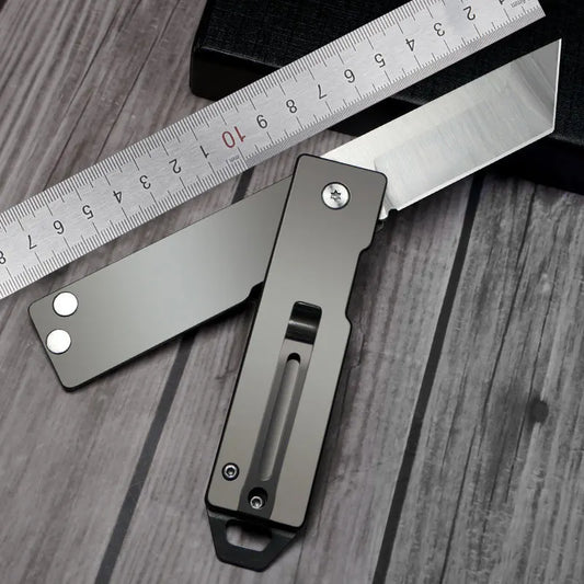 Magnetic Folding Knife